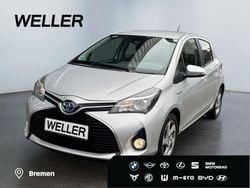 Silber Gebraucht 2017 Toyota Yaris Hybrid Edition-S Limousine | 13.780 € (Fairer Preis)