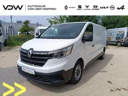 Weiß Gebraucht 2024 Renault Trafic Komfort Van | 28.990 € (Teuer)