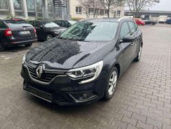 Schwarz Gebraucht 2017 Renault Mégane GrandTour Kombi | 10.990 € (Fairer Preis)
