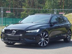 Onyx black / metallic Gebraucht 2023 Volvo V60 Plus Kombi | 32.900 € (Superpreis)