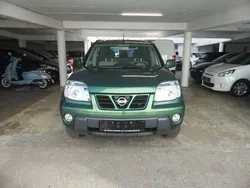 Grün Gebraucht 2002 Nissan X-Trail Comfort SUV | 4.950 € (Teuer)