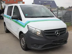 Arktikweiss Gebraucht 2016 Mercedes Vito Van / Kleinbus | 8.700 € (Teuer)