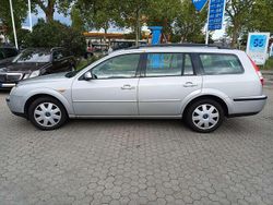 Silber Gebraucht 2001 Ford Mondeo Ambiente Kombi | 990 € (Fairer Preis)