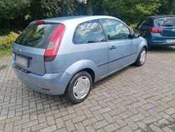 Blau Gebraucht 2005 Ford Fiesta Kleinwagen | 1.100 € (Guter Preis)