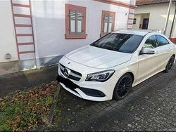 Weiß Gebraucht 2017 Mercedes CLA200 AMG line Coupé | 21.800 € (Fairer Preis)
