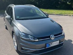 Grau Gebraucht 2017 VW Golf VII Highline Kombi | 15.490 € (Fairer Preis)