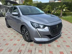 Silber Gebraucht 2021 Peugeot 208 Kleinwagen | 12.699 € (Fairer Preis)