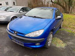 Blau Gebraucht 2002 Peugeot 206 CC Platinum Cabrio | 1.990 € (Fairer Preis)