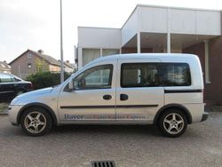 Silber Gebraucht 2004 Opel Combo Style Van / Kleinbus | 650 € (Teuer)