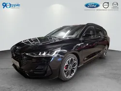 Agate black metallic Gebraucht 2024 Ford Focus Premium Kombi | 31.990 € (Etwas zu teuer)