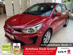 Rot Gebraucht 2023 Kia Rio Vision Limousine | 19.490 € (Etwas zu teuer)