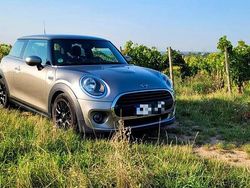 Grau Gebraucht 2019 Mini ONE Kleinwagen | 13.990 € (Guter Preis)