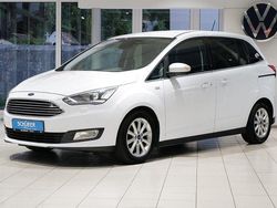 Weiß Gebraucht 2017 Ford Grand C-Max Titanium Van / Kleinbus | 8.987 € (Guter Preis)