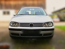 Silber Gebraucht 2004 VW Golf IV Kombi | 1.200 € (Guter Preis)