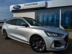 Silber Gebraucht 2023 Ford Focus ST-Line X Limousine | 27.990 € (Fairer Preis)