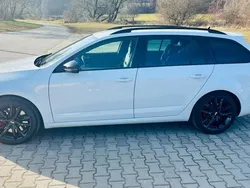 Weiß Gebraucht 2016 Skoda Octavia RS Kombi | 17.000 € (Fairer Preis)