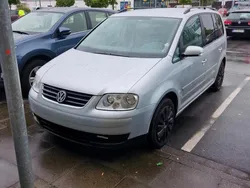 Silber Gebraucht 2007 VW Touran Van / Kleinbus | 3.300 € (Fairer Preis)