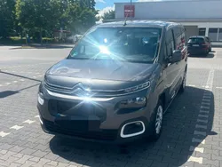 Grau Gebraucht 2021 Citroën Berlingo Van / Kleinbus | 9.900 €