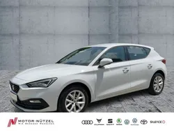 "nevada" weiss Gebraucht 2022 Seat Leon Style Limousine | 19.990 € (Fairer Preis)