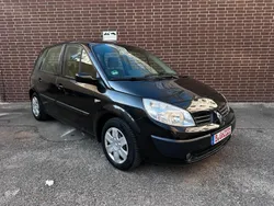 Schwarz Gebraucht 2005 Renault Mégane II Limousine | 1.850 € (Fairer Preis)