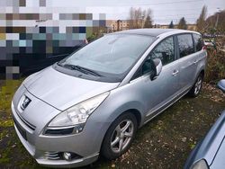 Grau Gebraucht 2012 Peugeot 5008 SUV | 1.350 € (Superpreis)