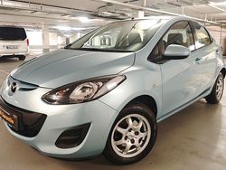 Blau Gebraucht 2011 Mazda 2 Kleinwagen | 7.699 € (Etwas zu teuer)