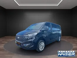 Schwarz Gebraucht 2024 Ford Tourneo Custom Titanium Van / Kleinbus | 48.900 € (Teuer)