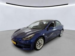 Blau Gebraucht 2021 Tesla Model 3 Standard Range Limousine | 24.900 € (Guter Preis)
