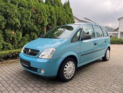 Blau Gebraucht 2005 Opel Meriva Van / Kleinbus | 3.690 € (Fairer Preis)