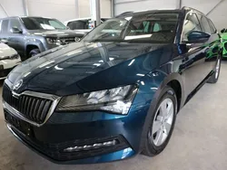 Blau Gebraucht 2022 Skoda Superb Ambition Limousine | 23.900 € (Fairer Preis)