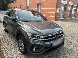 Grau Gebraucht 2022 VW T-Roc R-line SUV | 29.900 € (Etwas zu teuer)