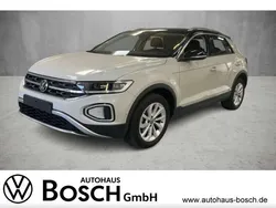 Ascotgrau Gebraucht 2024 VW T-Roc Style SUV | 27.620 € (Guter Preis)