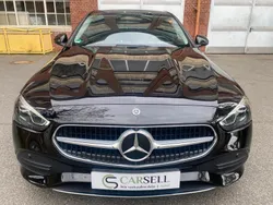 Schwarz Gebraucht 2022 Mercedes C300 Limousine | 39.000 € (Fairer Preis)