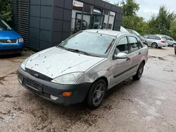 Silber Gebraucht 2001 Ford Focus Limousine | 250 € (Superpreis)