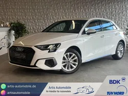 Ibisweiß Gebraucht 2022 Audi A3 Sportback Ambiente Limousine | 24.800 € (Guter Preis)