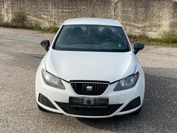 Weiß Gebraucht 2010 Seat Ibiza Limousine | 1.500 € (Superpreis)