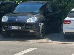 Schwarz Gebraucht 2006 Porsche Cayenne SUV | 6.000 €