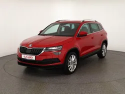 Rot Gebraucht 2018 Skoda Karoq Style SUV | 23.990 € (Etwas zu teuer)