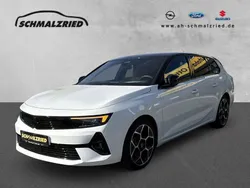 Weiß Gebraucht 2023 Opel Astra Kombi | 25.970 € (Fairer Preis)