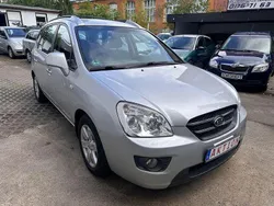 Silber Gebraucht 2008 Kia Carens 2 Van / Kleinbus | 2.390 € (Fairer Preis)