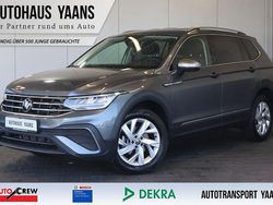 Grau Gebraucht 2024 VW Tiguan Allspace Life SUV | 31.979 €