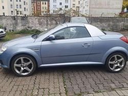 Gebraucht 2005 Opel Tigra Sport Cabrio | 1.900 € (Guter Preis)