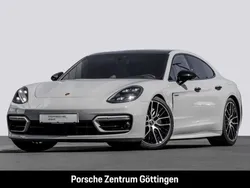 Weiss Gebraucht 2021 Porsche Panamera Turbo S Limousine | 114.900 € (Teuer)