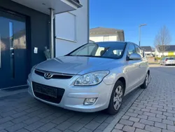 Grau Gebraucht 2008 Hyundai i30 Limousine | 3.499 € (Fairer Preis)