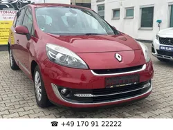 Rot Gebraucht 2012 Renault Scénic III Dynamique Van / Kleinbus | 9.990 € (Teuer)