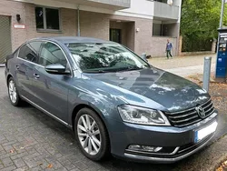 Grau Gebraucht 2012 VW Passat Highline Limousine | 7.800 € (Superpreis)