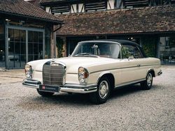 Weiß Gebraucht 1967 Mercedes 300 SE Cabrio | 129.000 €