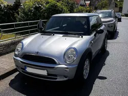 Silber Gebraucht 2007 Mini ONE Seven Kleinwagen | 2.200 € (Etwas zu teuer)