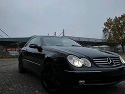 Schwarz Gebraucht 2004 Mercedes CLK320 Coupé | 14.250 €