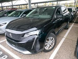 Schwarz Gebraucht 2022 Peugeot 5008 Van / Kleinbus | 18.921 € (Fairer Preis)